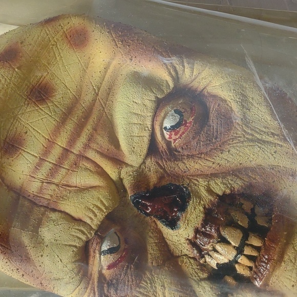 Bundle of 3 Foam Latex Halloween Masks - Picture 6 of 8